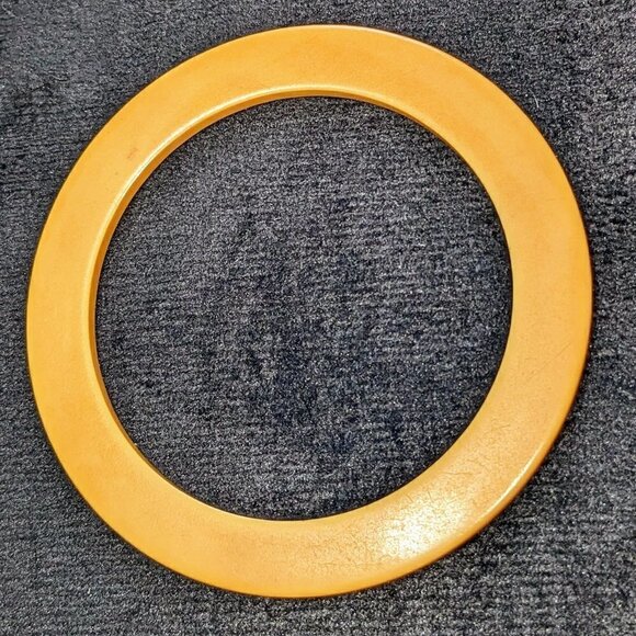 Bakelite 1940s Butterscotch Thin Bangle Vintage Bracelet - Picture 2 of 9